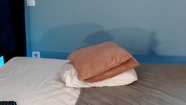 Snapshot of AnnaMaee chatting on January 8, 2025, 2:14 am AnnaMaee online show from January 8, 2025, 2:14 am