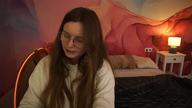 Snapshot of MagicPeachh_ chatting on October 2, 2025, 5:55 am MagicPeachh online show from October 2, 2025, 5:55 am