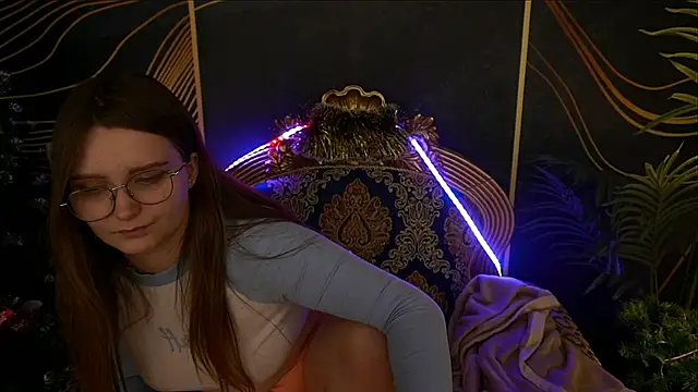 MagicPeachh  online show from January 20, 2025, 7:46 pm