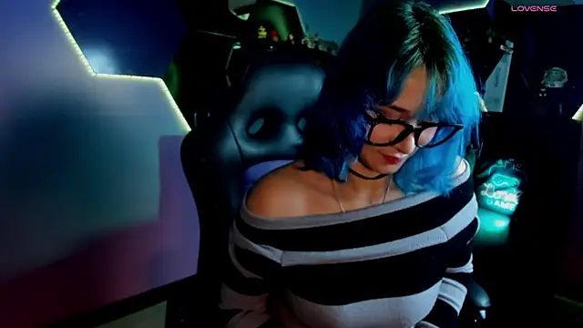 Snapshot of Ramona_Flower chatting on December 21, 2025, 3:19 am Ramona Flower online show from December 21, 2025, 3:19 am