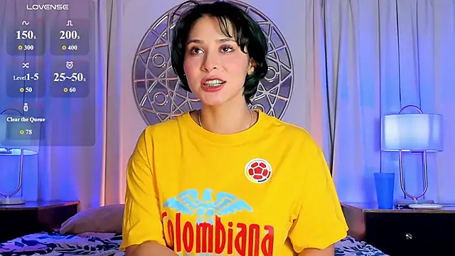 Snapshot of Ramona_Flower chatting on June 17, 2026, 11:42 am Ramona Flower online show from June 17, 2026, 11:42 am