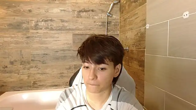 Snapshot of Bryce_Evans chatting on July 19, 2026, 2:25 pm Bryce Evans online show from July 19, 2026, 2:25 pm