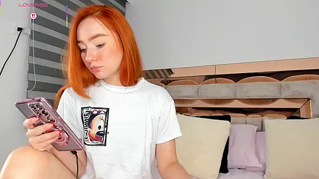 Snapshot of CamiiLovers chatting on February 21, 2026, 2:13 am CamiiLovers online show from February 21, 2026, 2:13 am