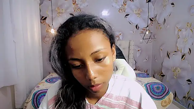 jasmin brunette  online show from December 6, 2024, 3:28 pm