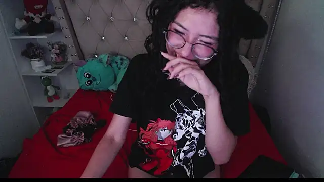 CherieCurl online show from November 14, 2025, 12:42 pm