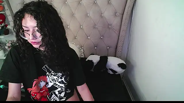 Snapshot of CherieCurl chatting on September 23, 2025, 2:46 pm CherieCurl online show from September 23, 2025, 2:46 pm