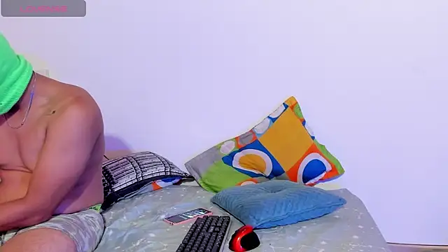 Snapshot of Lauren_Hills069 chatting on February 18, 2025, 4:26 am Lauren Hills069 online show from February 18, 2025, 4:26 am