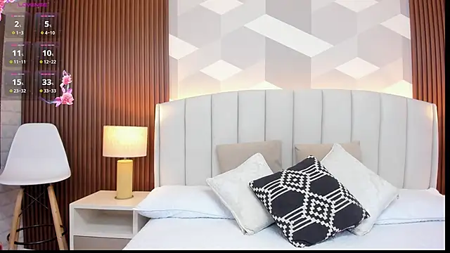 Snapshot of Marge_lasander chatting on October 25, 2025, 1:38 am Marge lasander online show from October 25, 2025, 1:38 am