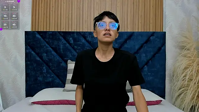 Snapshot of Marge_lasander chatting on March 13, 2025, 1:32 am Marge lasander online show from March 13, 2025, 1:32 am