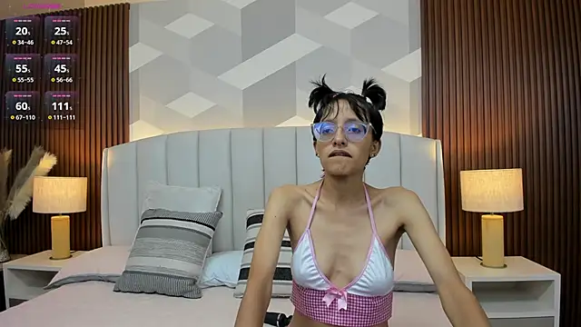 Snapshot of Marge_lasander chatting on October 2, 2025, 1:53 am Marge lasander online show from October 2, 2025, 1:53 am