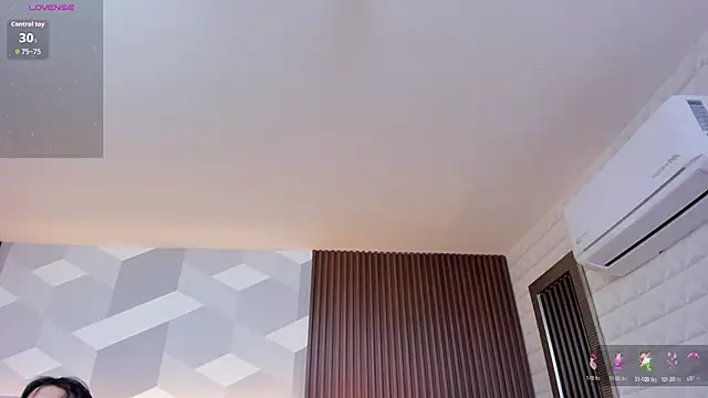 Snapshot of Marge_lasander chatting on September 11, 2025, 1:27 am Marge lasander online show from September 11, 2025, 1:27 am