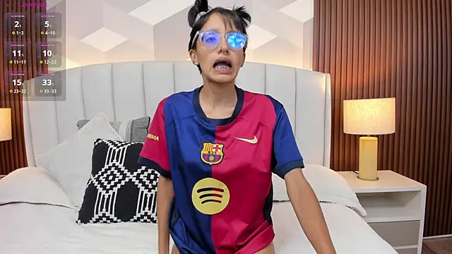 Snapshot of Marge_lasander chatting on October 1, 2025, 1:44 am Marge lasander online show from October 1, 2025, 1:44 am