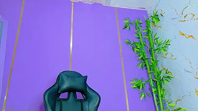 Snapshot of scarlet-jonesx chatting on October 4, 2025, 4:58 am scarlet-jonesx online show from October 4, 2025, 4:58 am