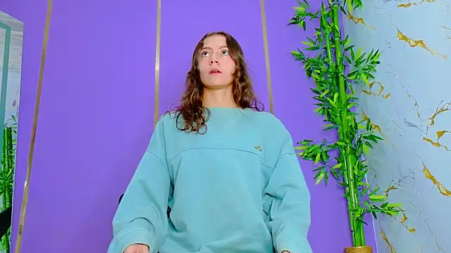 Snapshot of scarlet-jonesx chatting on September 22, 2025, 5:02 am scarlet-jonesx online show from September 22, 2025, 5:02 am