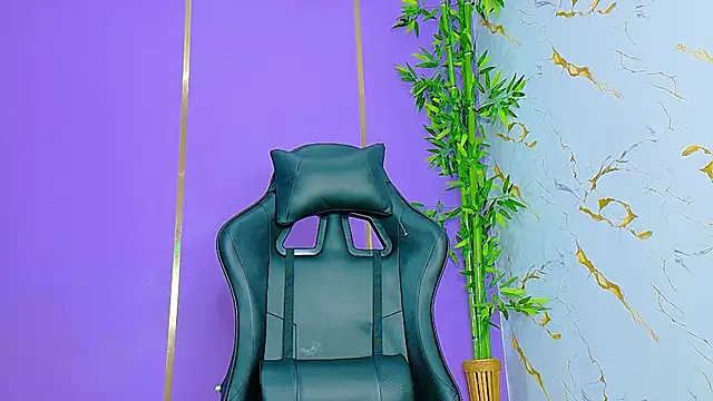 Snapshot of scarlet-jonesx chatting on September 28, 2025, 12:17 am scarlet-jonesx online show from September 28, 2025, 12:17 am