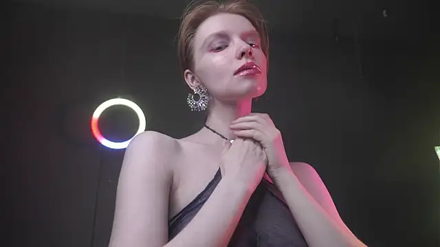 ginger hugs online show from January 6, 2026, 2:04 am