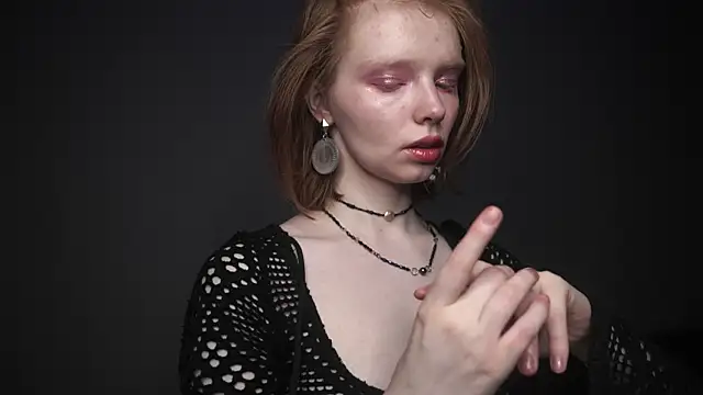 ginger hugs online show from February 23, 2025, 10:09 pm