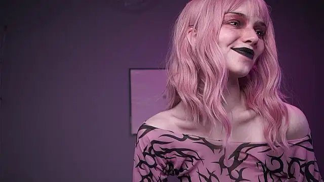 Snapshot of ginger_hugs chatting on February 13, 2026, 10:21 pm ginger hugs online show from February 13, 2026, 10:21 pm