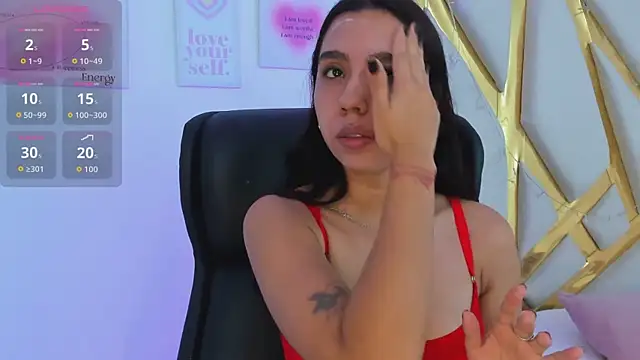 Snapshot of MissSussy chatting on September 21, 2025, 12:21 pm MissSussy online show from September 21, 2025, 12:21 pm