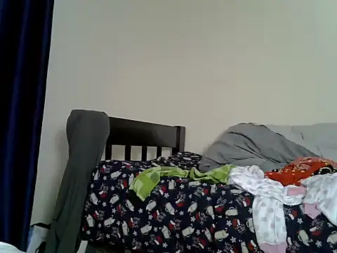 curvy natallie online show from September 17, 2025, 9:22 am