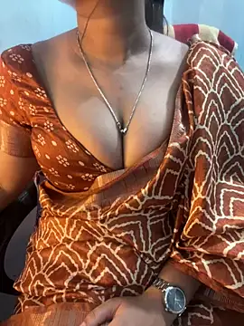 Spicy sari girl online show from May 24, 2026, 2:22 am