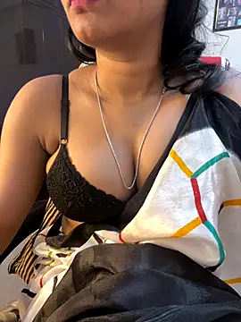 Spicy sari girl online show from December 3, 2024, 7:27 am