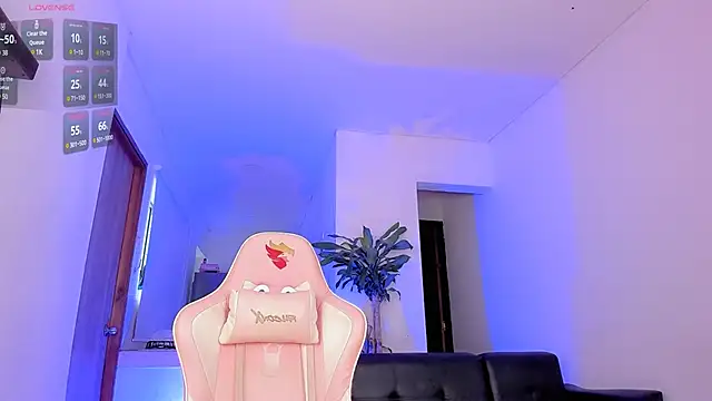 Snapshot of Pretty_Mariangel chatting on January 23, 2025, 12:30 pm Pretty Mariangel online show from January 23, 2025, 12:30 pm