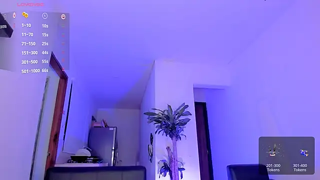 Snapshot of Pretty_Mariangel chatting on January 27, 2025, 5:14 am Pretty Mariangel online show from January 27, 2025, 5:14 am