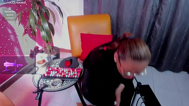 Snapshot of BrendaSex_Hot chatting on September 22, 2025, 8:48 pm BrendaSex Hot online show from September 22, 2025, 8:48 pm