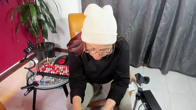 Snapshot of BrendaSex_Hot chatting on October 11, 2025, 8:43 pm BrendaSex Hot online show from October 11, 2025, 8:43 pm