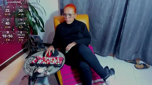 Snapshot of BrendaSex_Hot chatting on October 8, 2025, 7:47 pm BrendaSex Hot online show from October 8, 2025, 7:47 pm