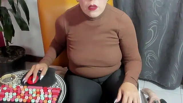 Snapshot of BrendaSex_Hot chatting on October 13, 2025, 8:54 pm BrendaSex Hot online show from October 13, 2025, 8:54 pm