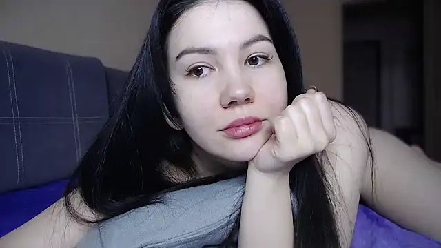 Snapshot of AlexaCruze chatting on February 15, 2025, 8:01 pm AlexaCruze online show from February 15, 2025, 8:01 pm