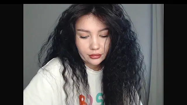 Snapshot of AlexaCruze chatting on October 13, 2025, 3:13 pm AlexaCruze online show from October 13, 2025, 3:13 pm