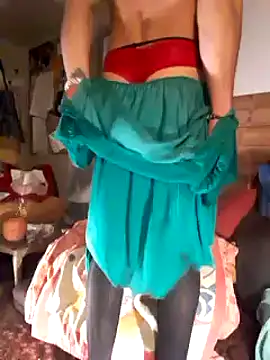 Snapshot of willinganalslut2 chatting on December 11, 2024, 10:27 pm willinganalslut2 online show from December 11, 2024, 10:27 pm