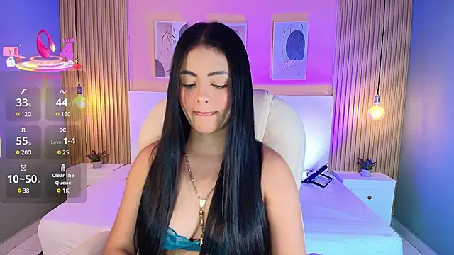 EmilyWalker11 online show from March 8, 2025, 4:12 am
