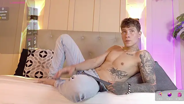 Snapshot of french_sexx chatting on October 10, 2025, 7:36 pm french sexx online show from October 10, 2025, 7:36 pm