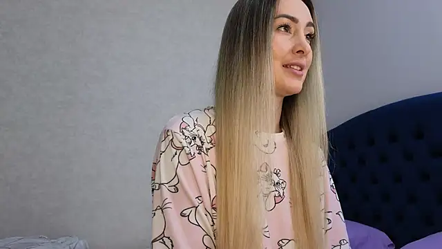 kimmie meow online show from March 6, 2025, 6:59 pm