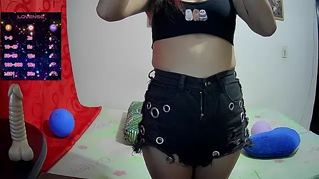 Hanha00 online show from February 14, 2025, 11:42 pm