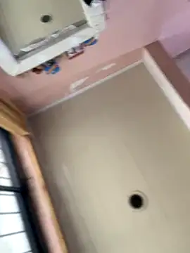 Milk chloe online show from December 4, 2025, 6:18 pm