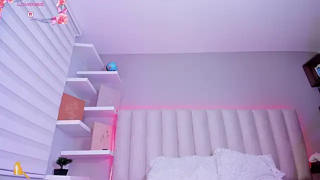 Sally  Walker online show from September 19, 2025, 3:43 am