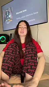 Kimi Ass online show from May 21, 2026, 11:40 am