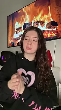 Kimi Ass online show from February 2, 2026, 10:36 am