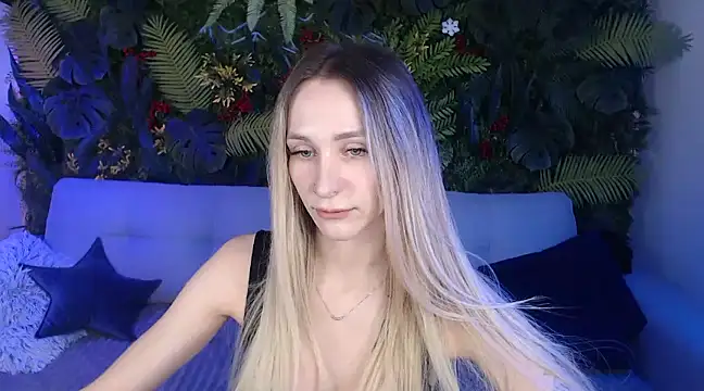 Snapshot of Horny_Blond chatting on January 15, 2025, 9:02 am Horny Blond online show from January 15, 2025, 9:02 am