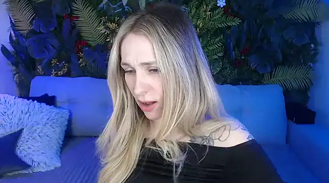 Snapshot of Horny_Blond chatting on January 24, 2025, 9:06 am Horny Blond online show from January 24, 2025, 9:06 am