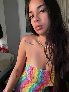 Snapshot of gabyaridi chatting on February 11, 2025, 12:15 pm gabyaridi online show from February 11, 2025, 12:15 pm