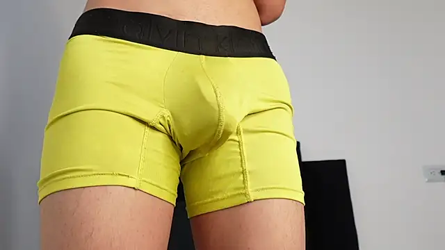 MarcoAlexLatino online show from September 18, 2025, 3:31 am