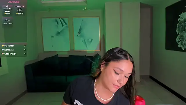 SamanthaConnor  online show from February 27, 2025, 1:41 am