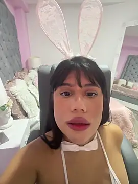 Snapshot of AshleyFerrer chatting on October 30, 2025, 11:52 am AshleyFerrer online show from October 30, 2025, 11:52 am