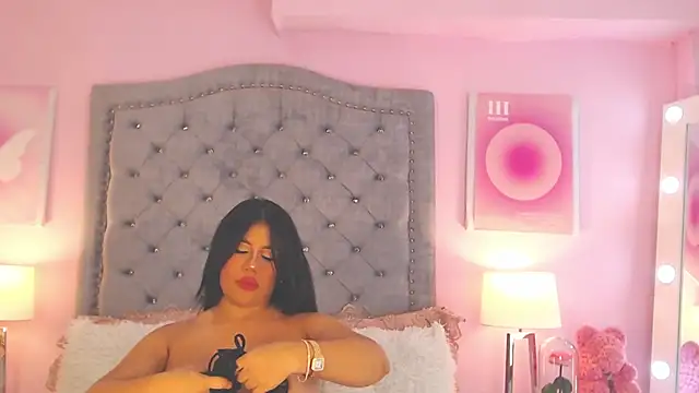 AshleyFerrer online show from February 8, 2025, 1:22 am
